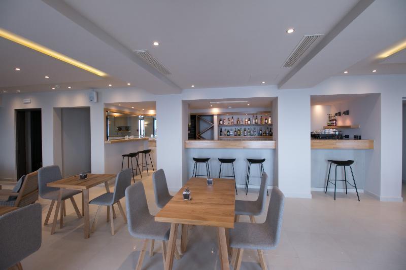 Infinity Hotel Gytheio Zewnętrze zdjęcie